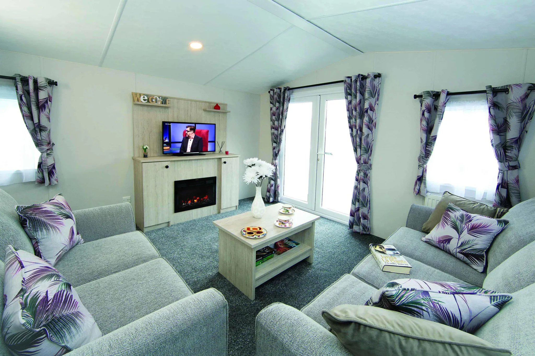 Saf-lounge-2