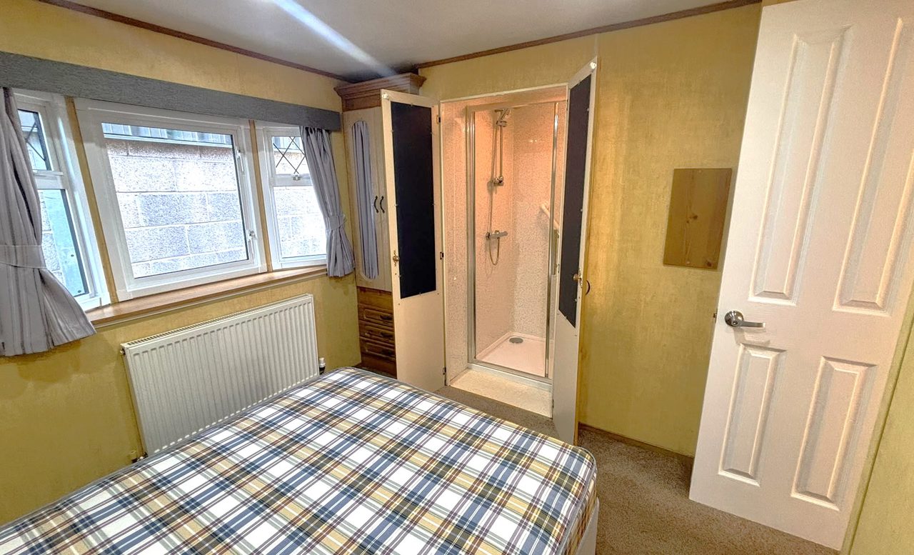 ABI Chatsworth Double with shower