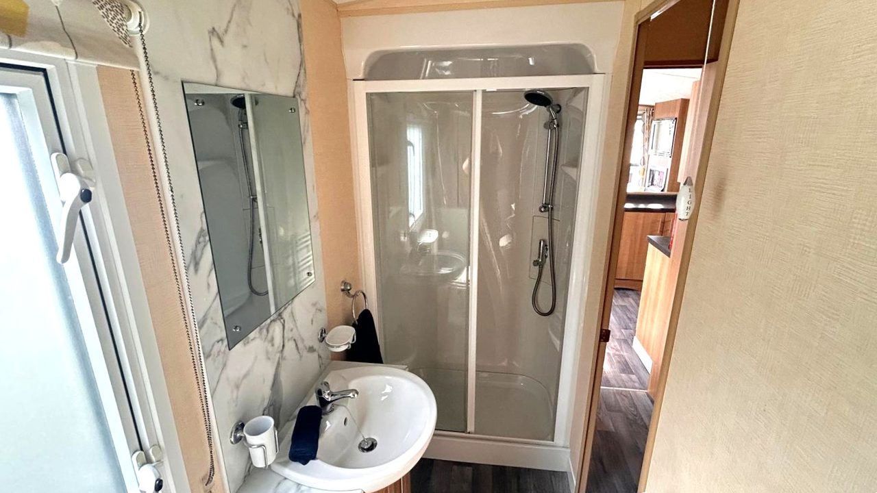 ABI Derwent Shower Room