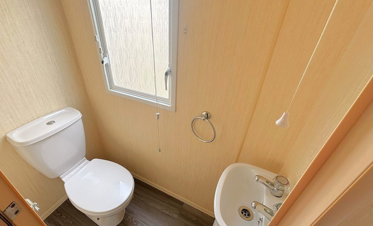 ABI Horizon Toilet