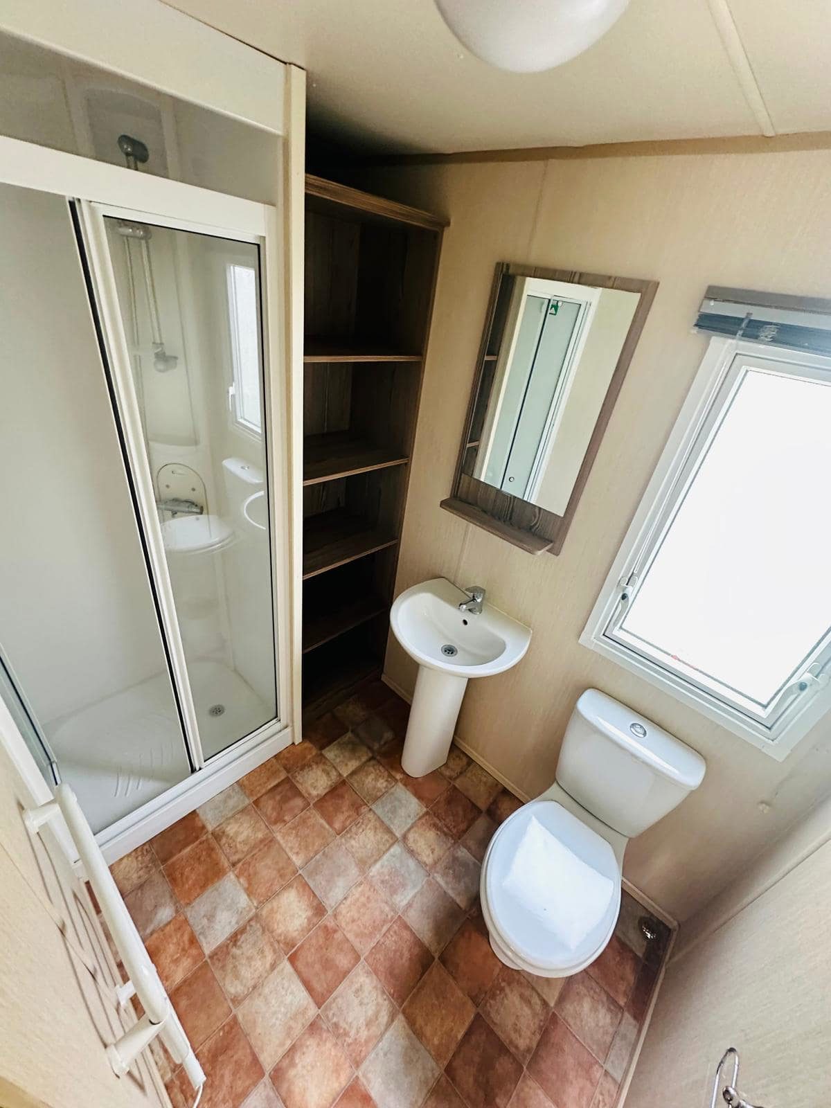 Horizon Bathroom
