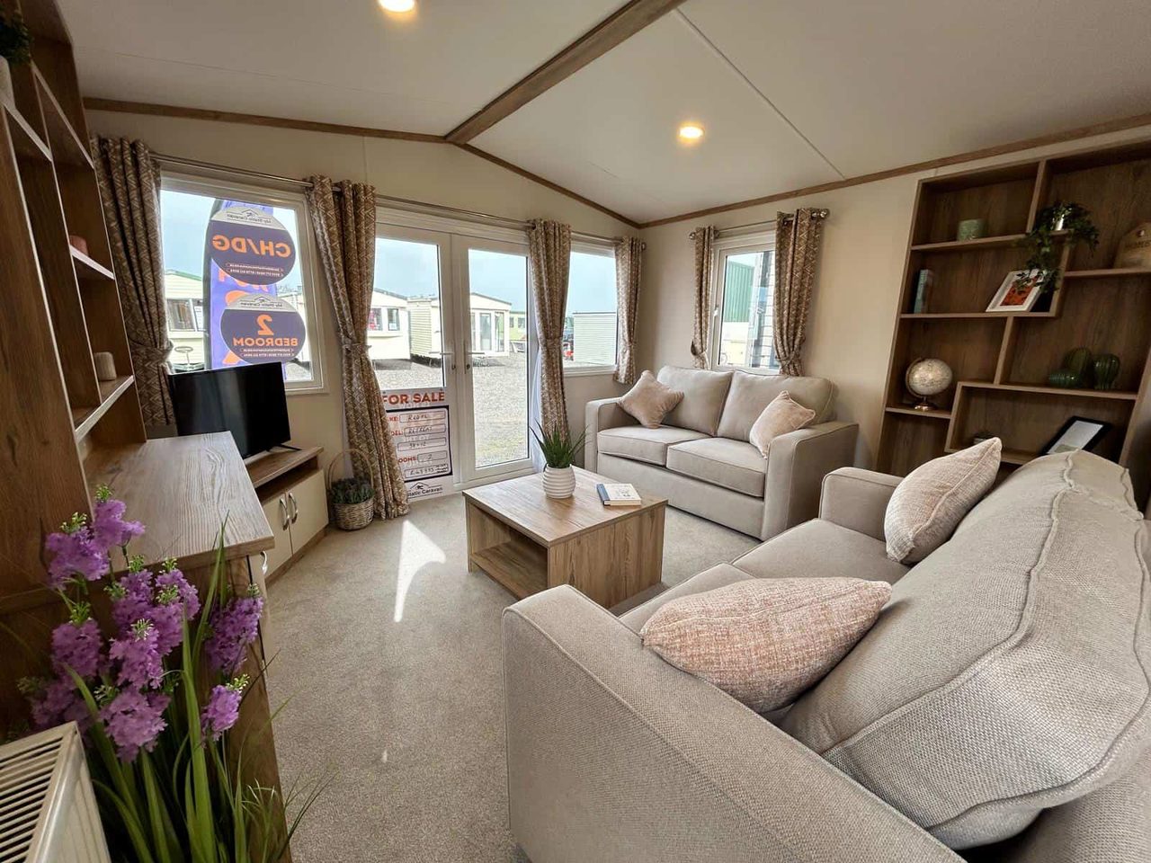 Retreat Lounge