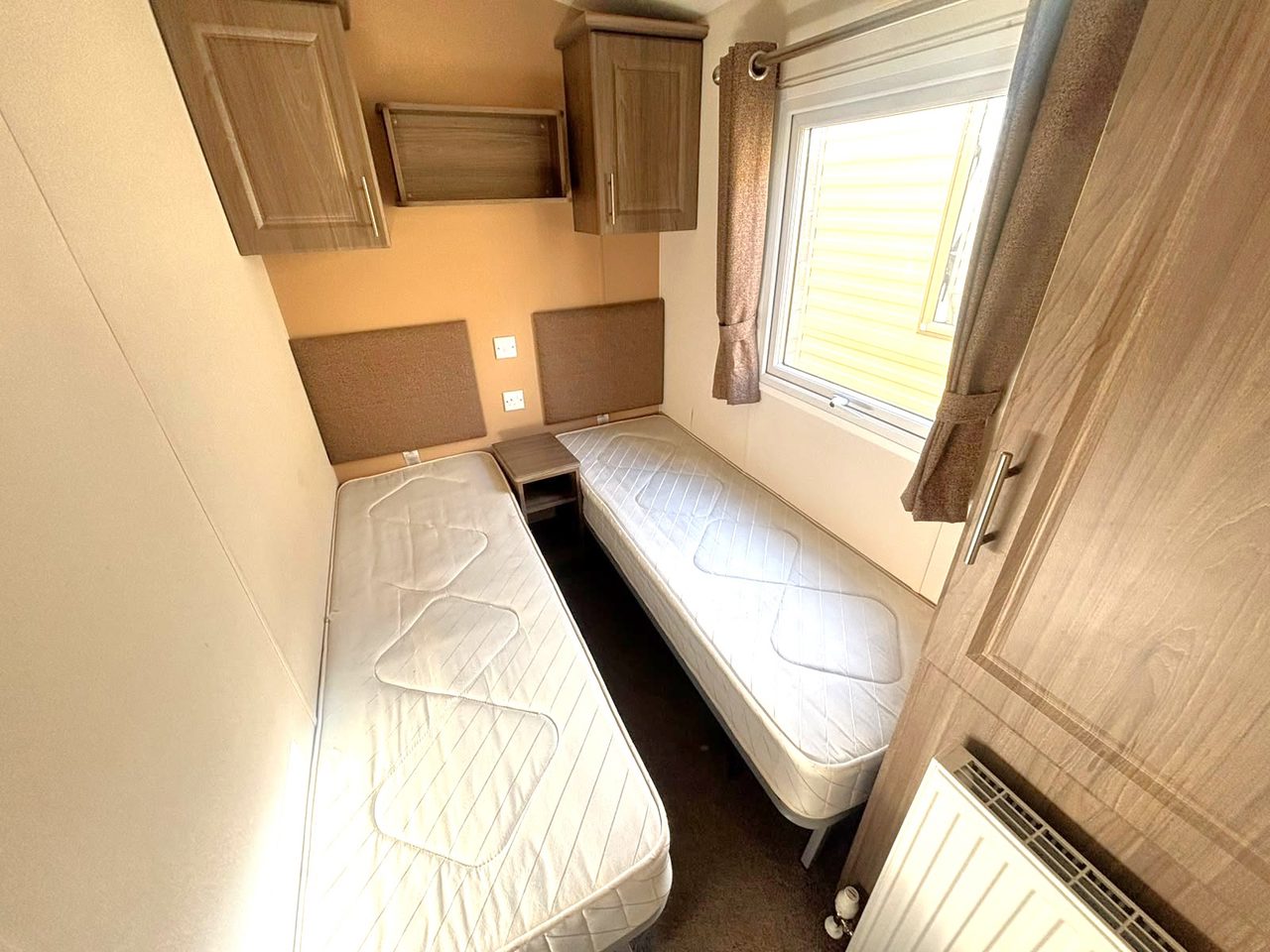 Delta Darwin Deluxe Second Twin Room