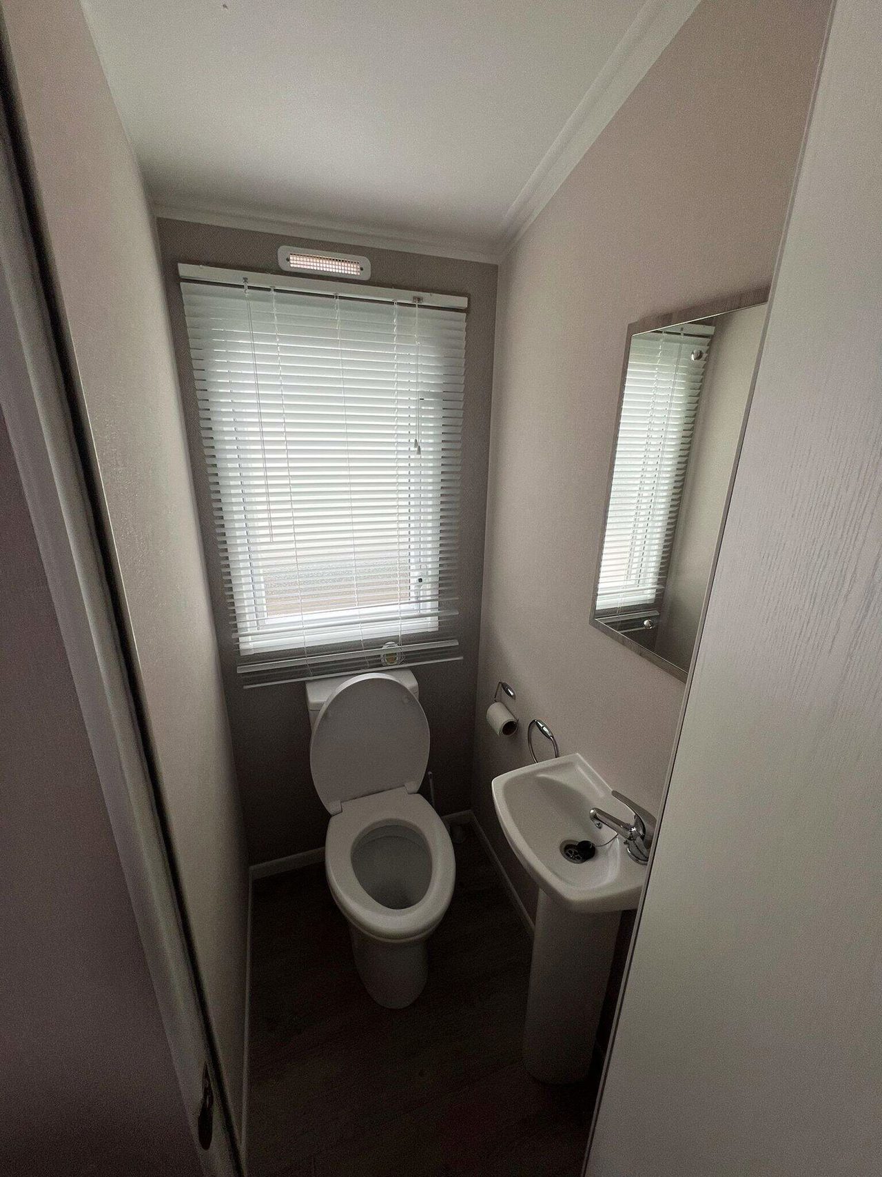 Mirage Toilet