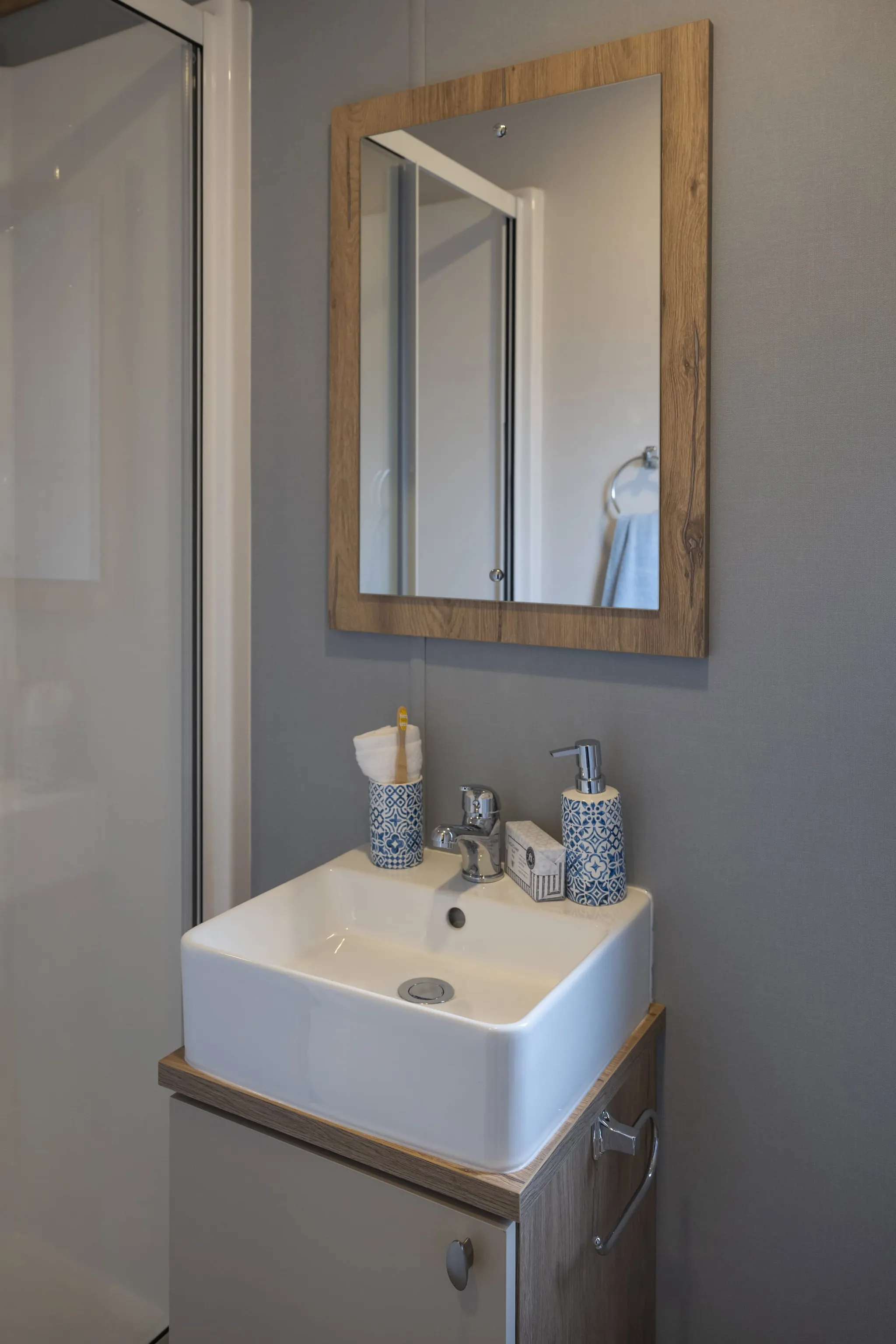 henley Bathroom