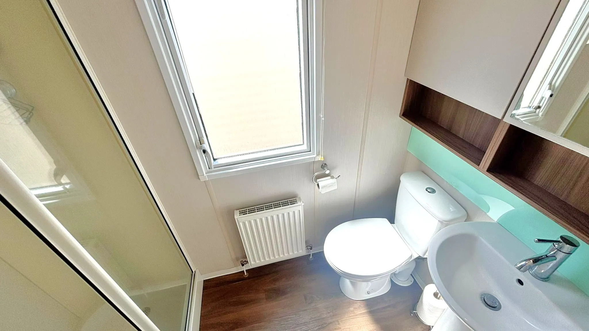 Swift Biarritz Shower and Toilet