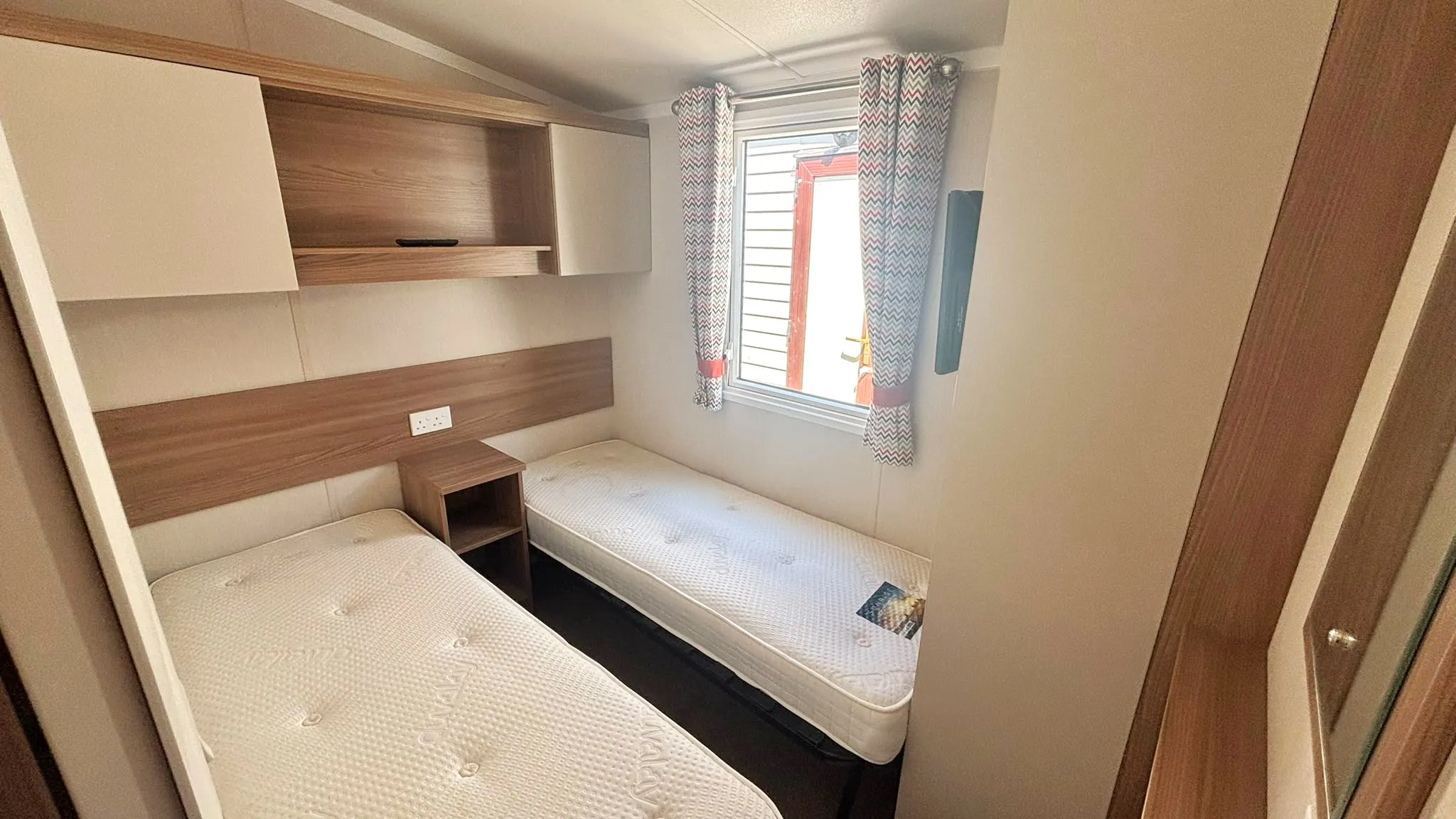 Swift Biarritz Twin Room