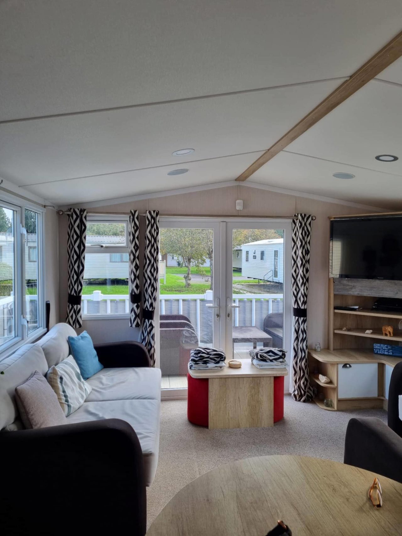 Swift Family Lounge