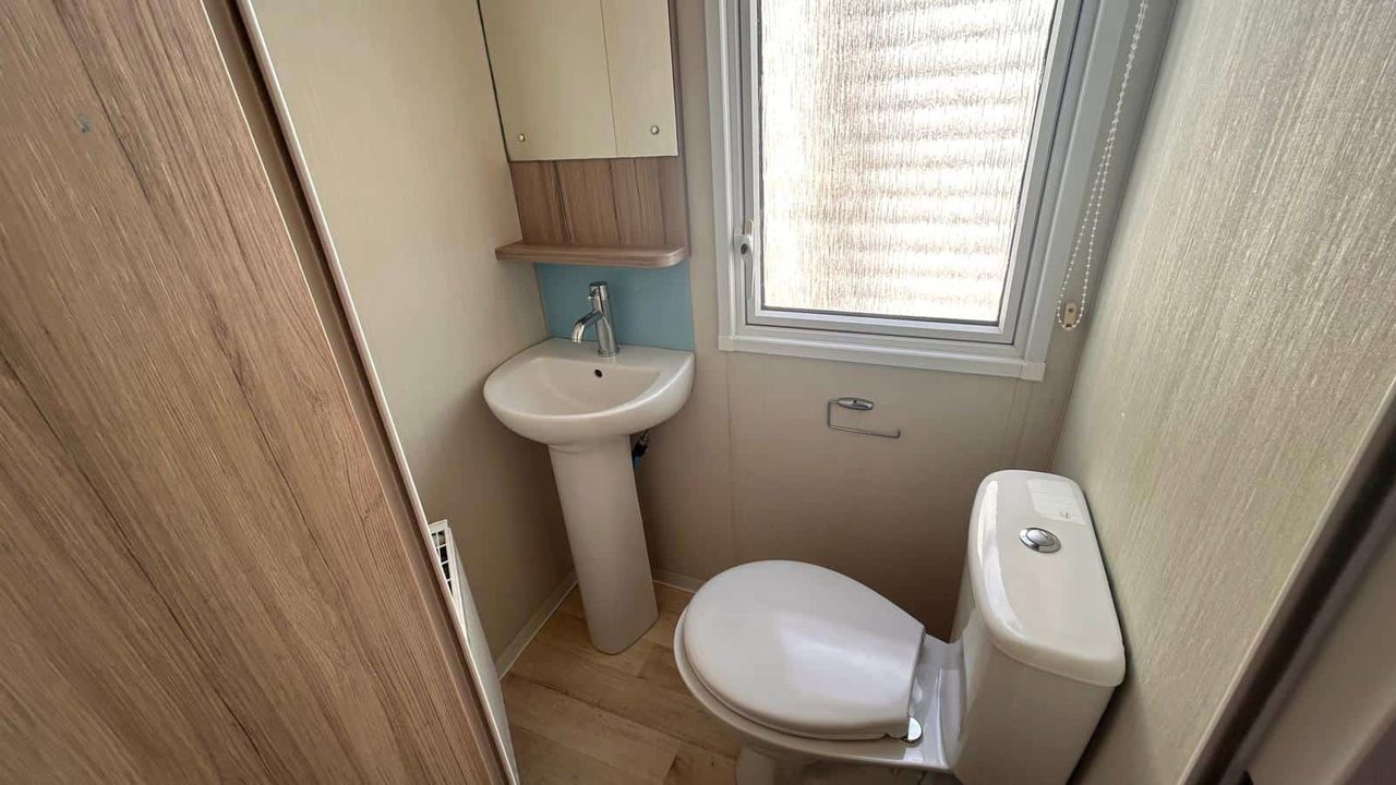 surf shack toilet