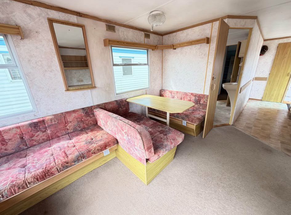 Willerby Herald Dining Area