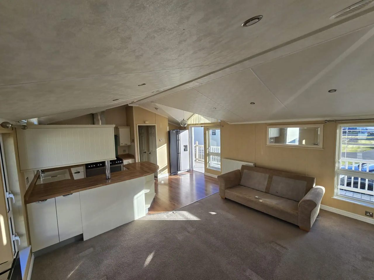 3307-Willerby-New-Hampshire-1