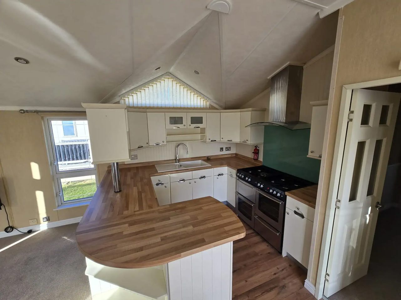 3307-Willerby-New-Hampshire-5