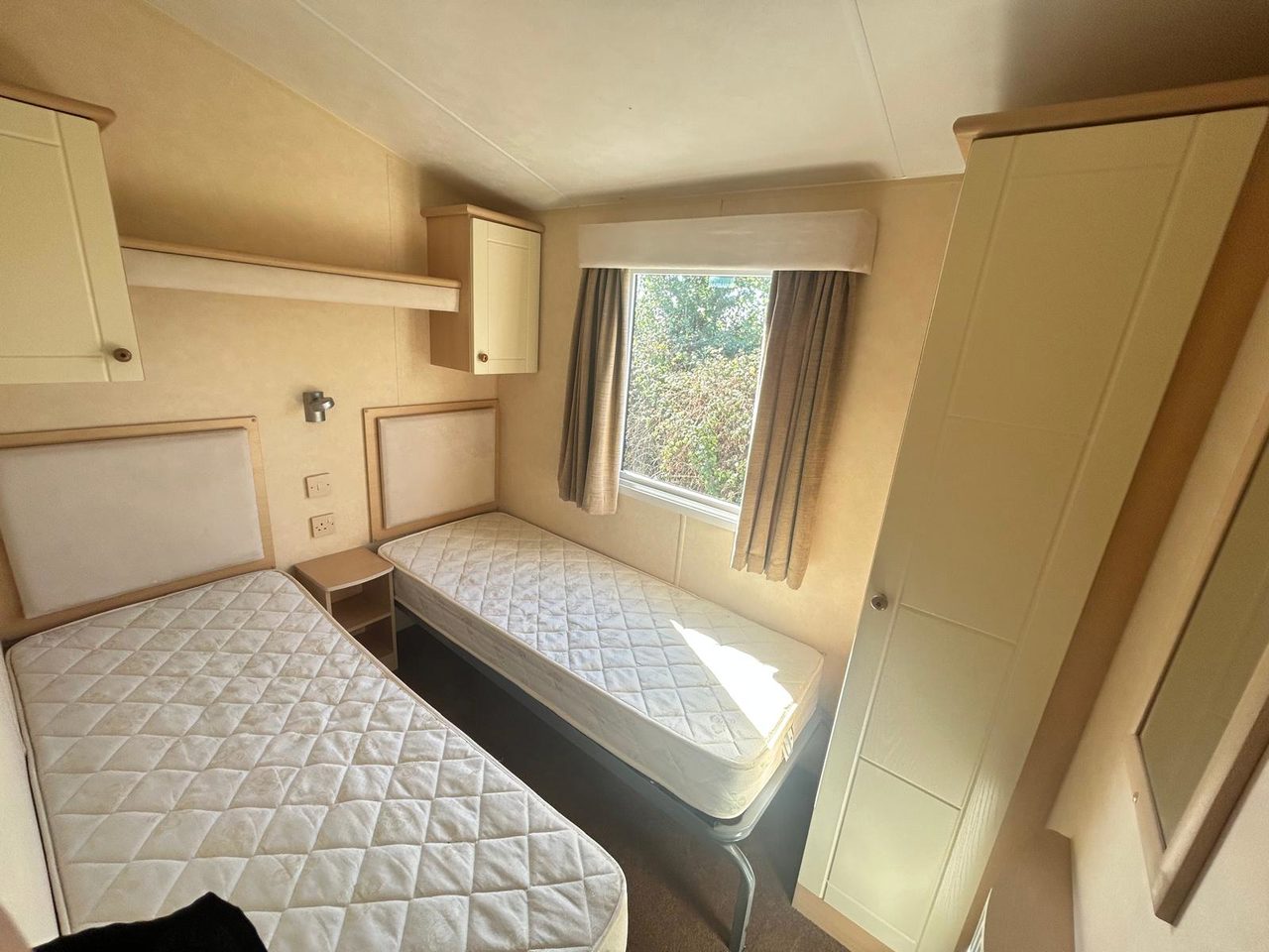 Willerby Salisbury Twin Bedroom