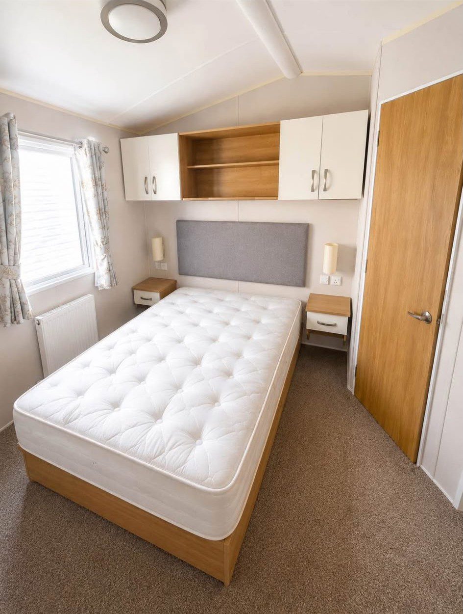 Willerby Sierra (Durdledoor) Master Bedroom