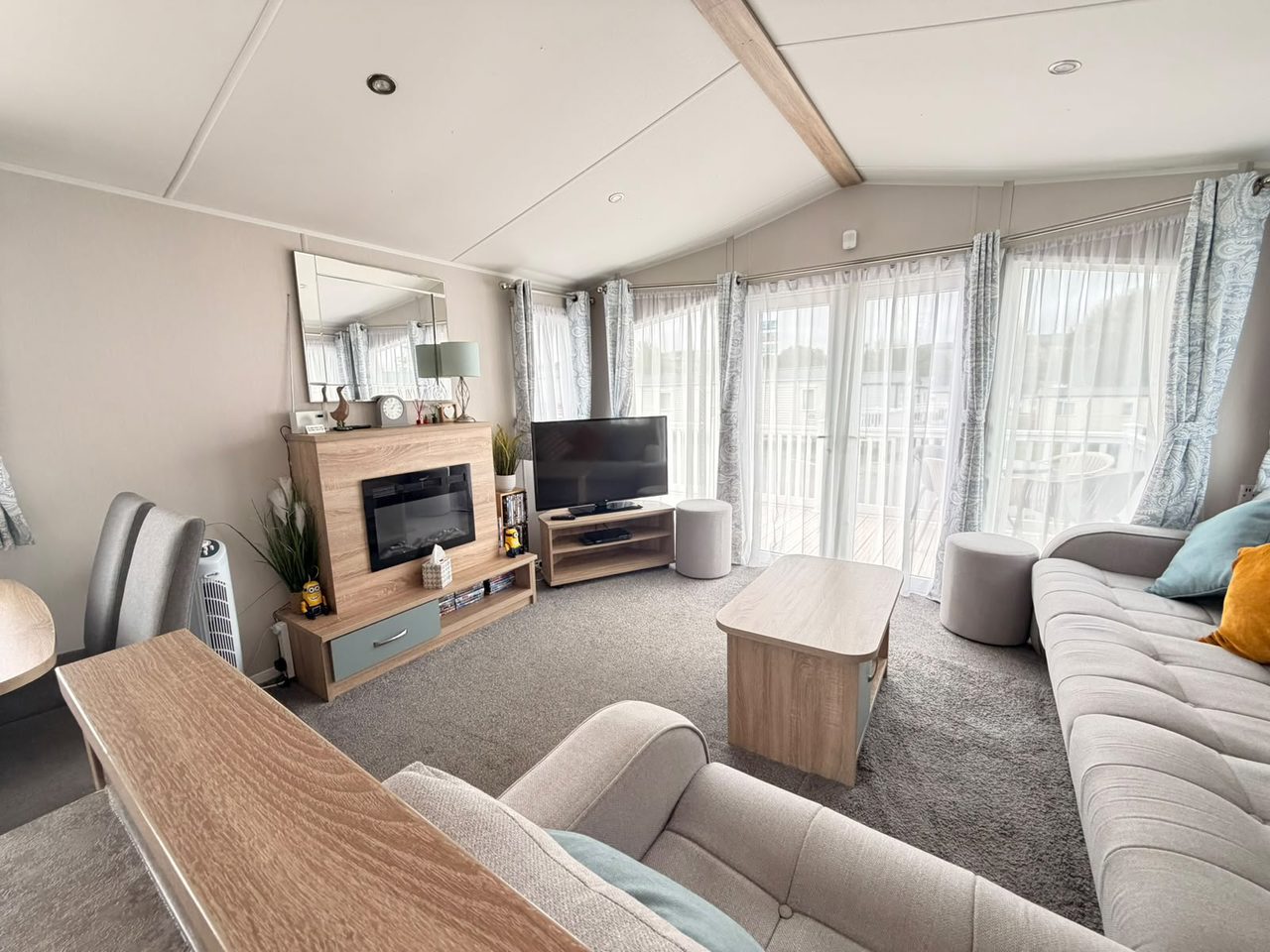 Willerby Sierra static caravan, reference Willerby-Sierra, photograph 4