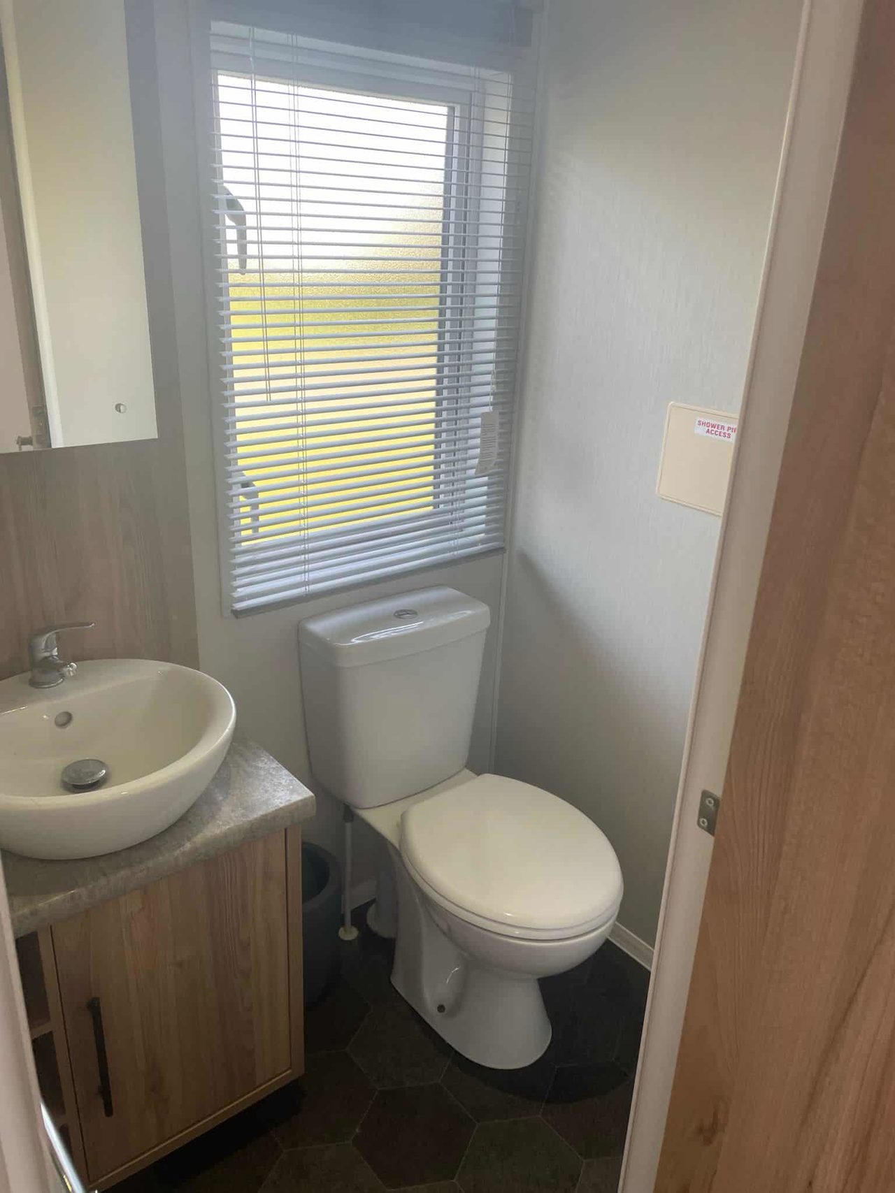 Waverly Ensuite