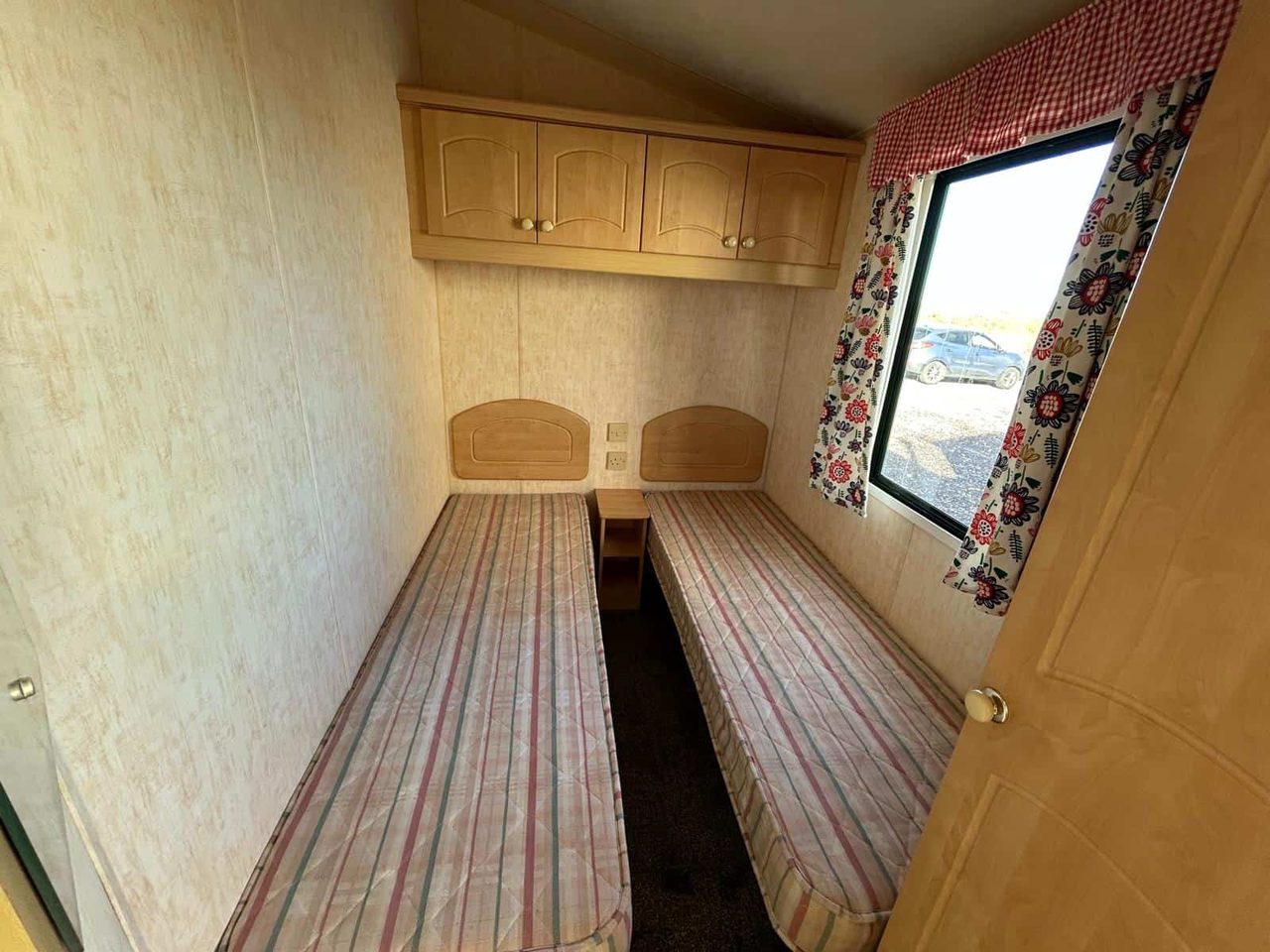 Westmoreland Twin 1