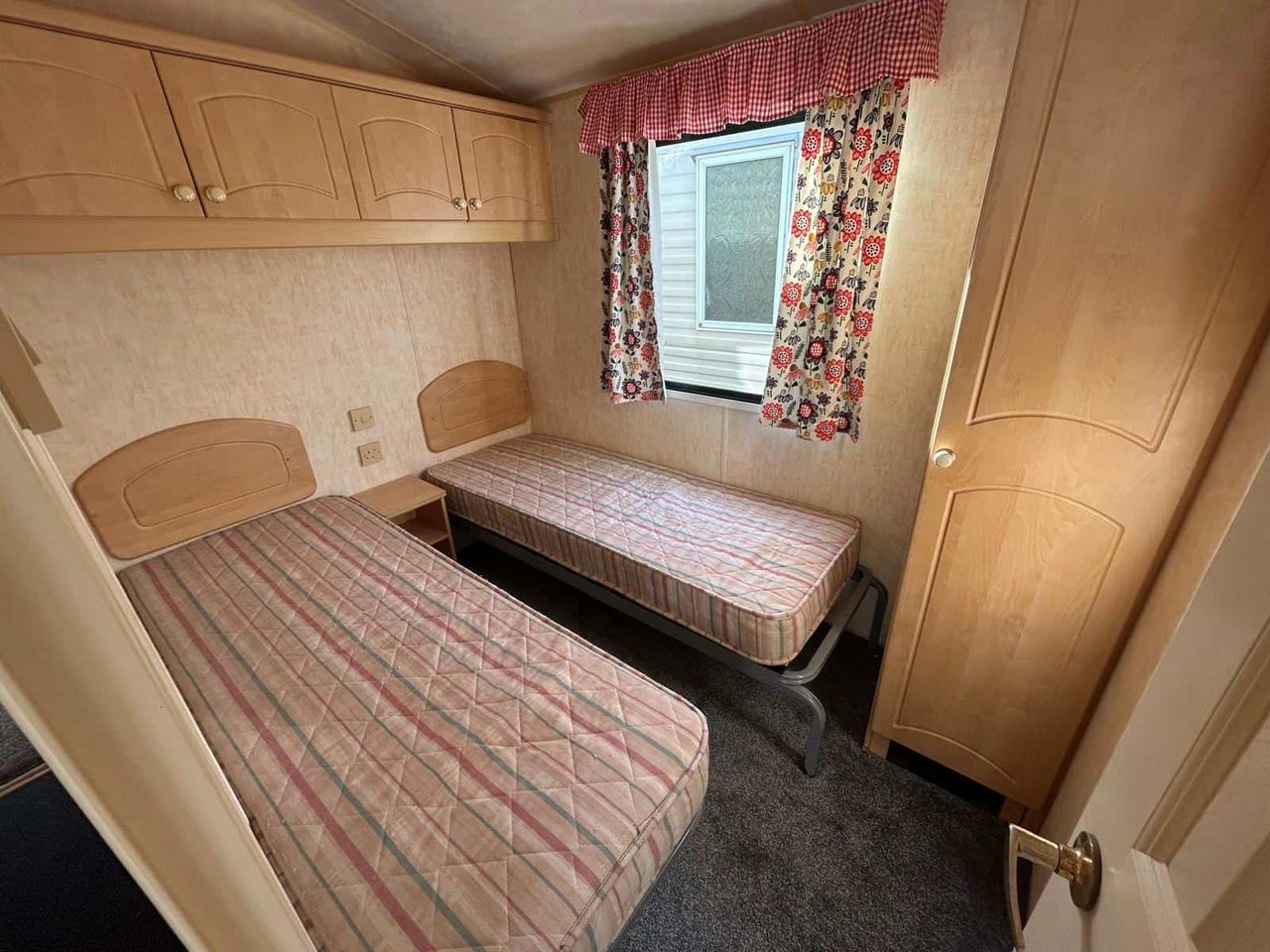 Westmoreland twin 2